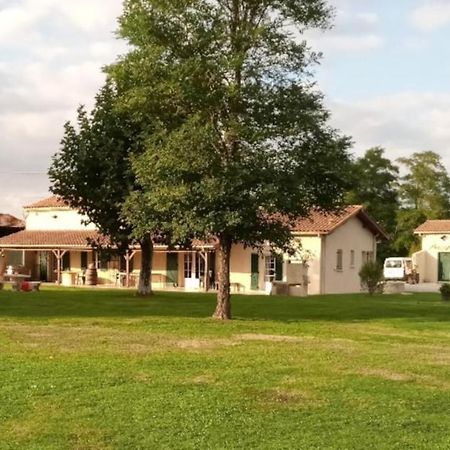 Jau-Dignac-et-Loirac La Mancine Laulan Bed & Breakfast エクステリア 写真