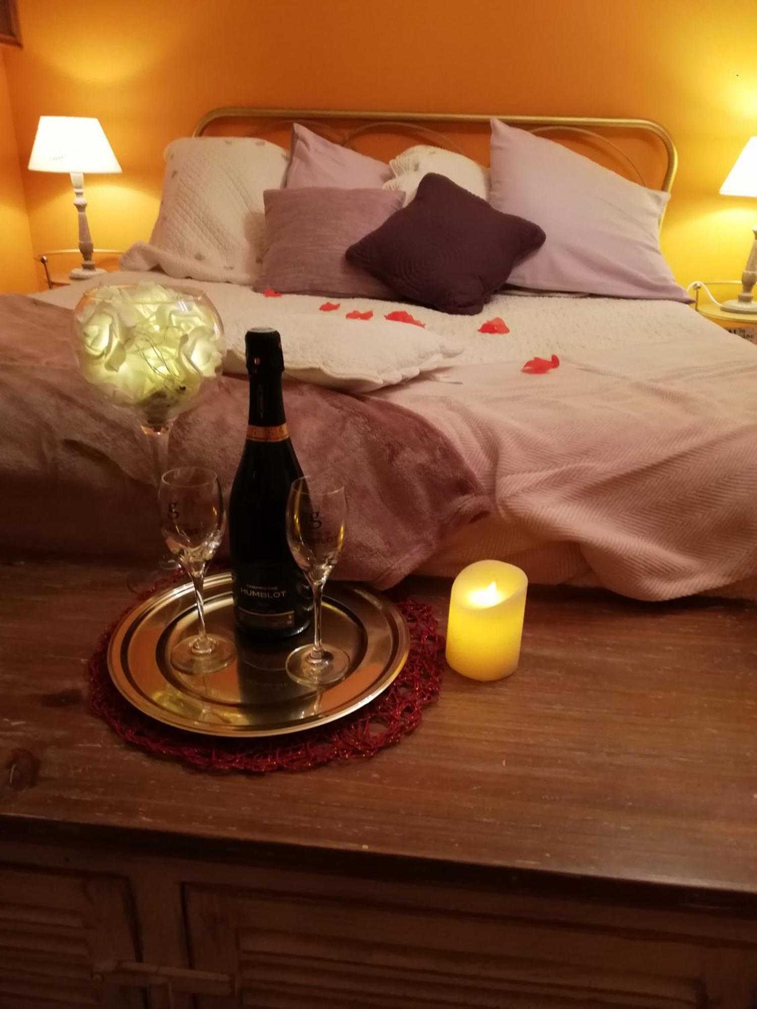 Jau-Dignac-et-Loirac La Mancine Laulan Bed & Breakfast エクステリア 写真